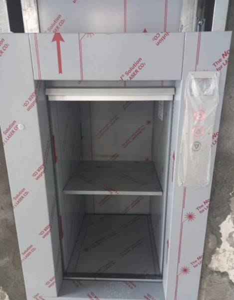 Installation de monte plat